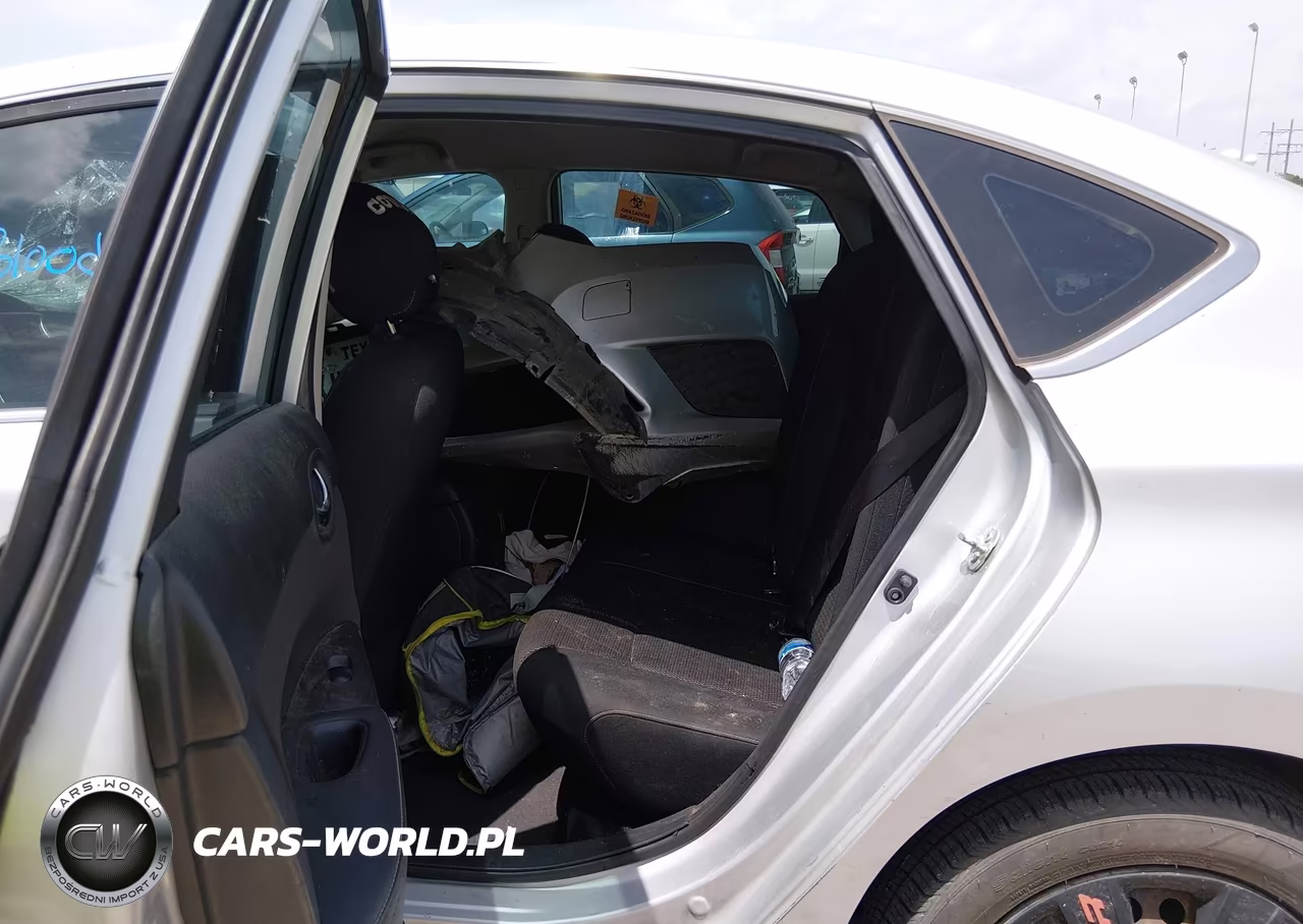 2017 Nissan Sentra S VIN:3N1AB7AP8HY400041 - 8