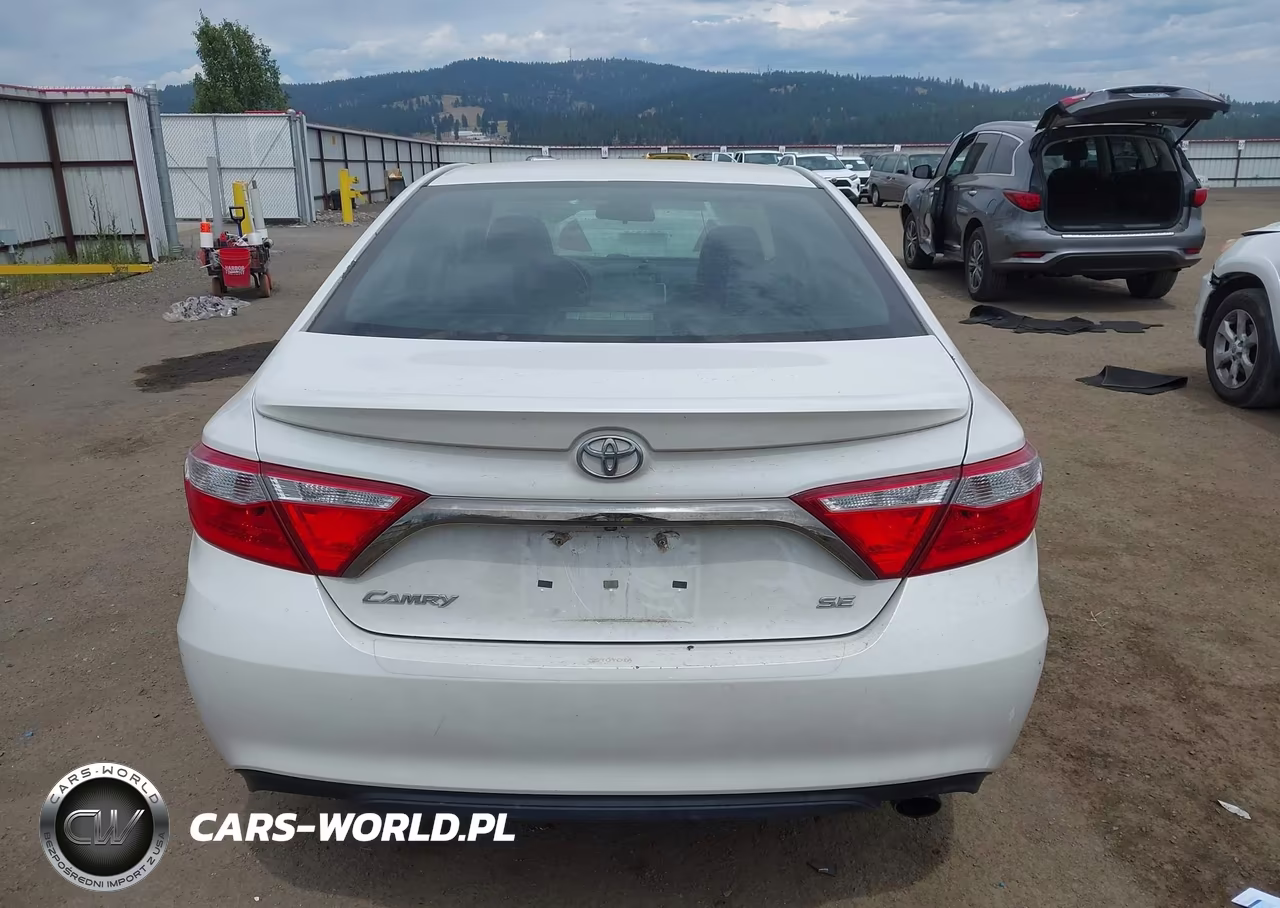 2016 Toyota Camry Se VIN:4T1BF1FK9GU159197 - 16