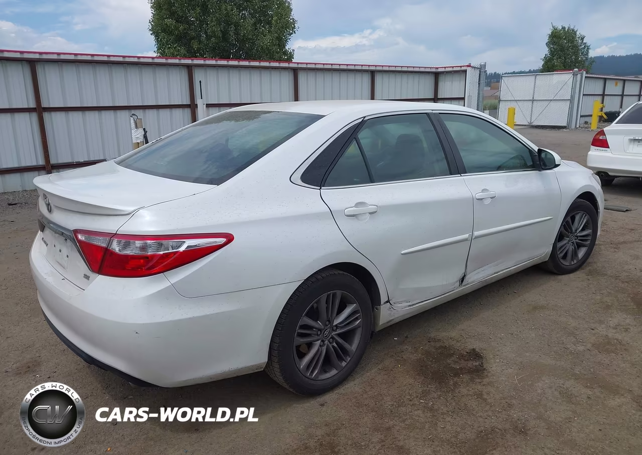 2016 Toyota Camry Se VIN:4T1BF1FK9GU159197 - 4