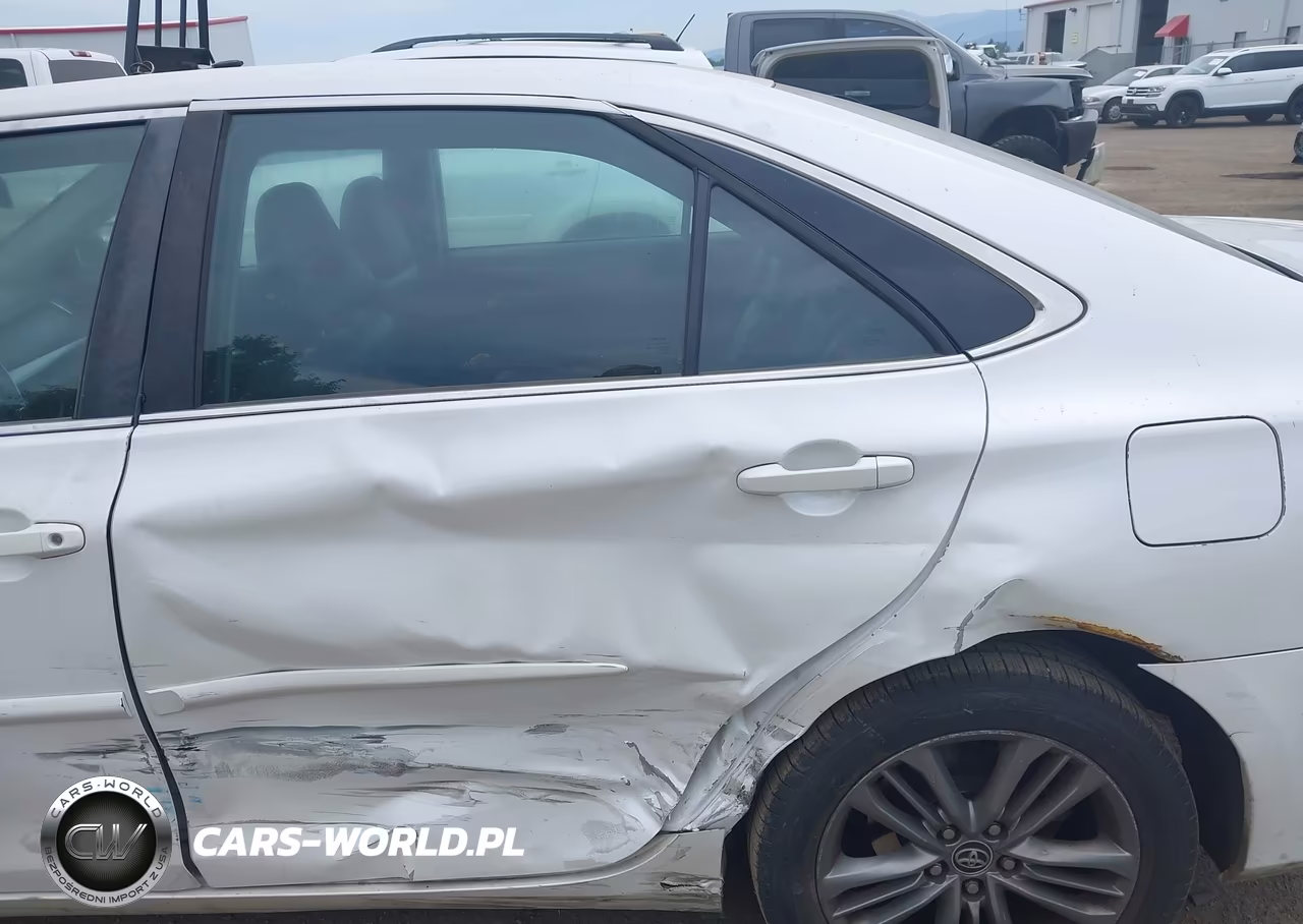 2016 Toyota Camry Se VIN:4T1BF1FK9GU159197 - 6