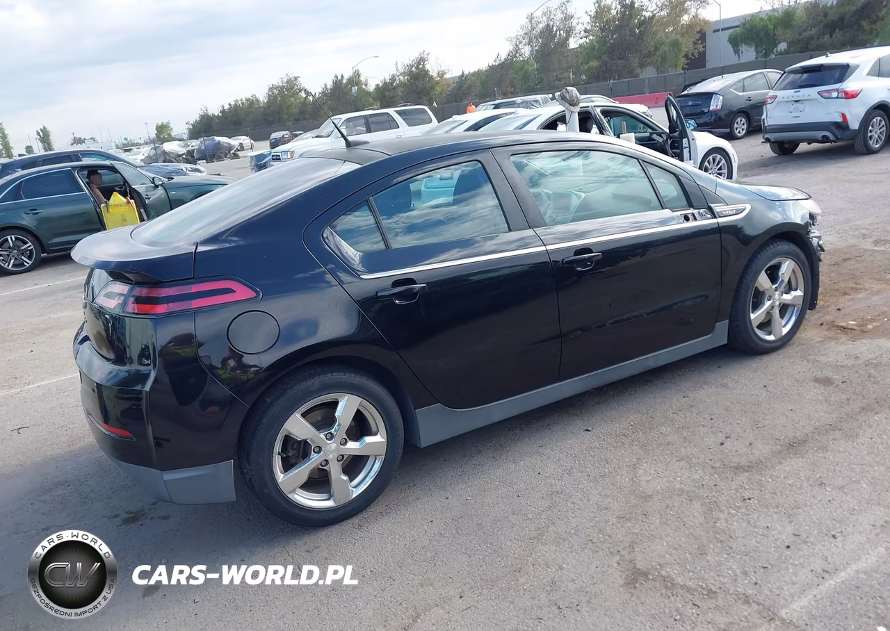 2011 Chevrolet Volt VIN:1G1RC6E46BU101562 - 4