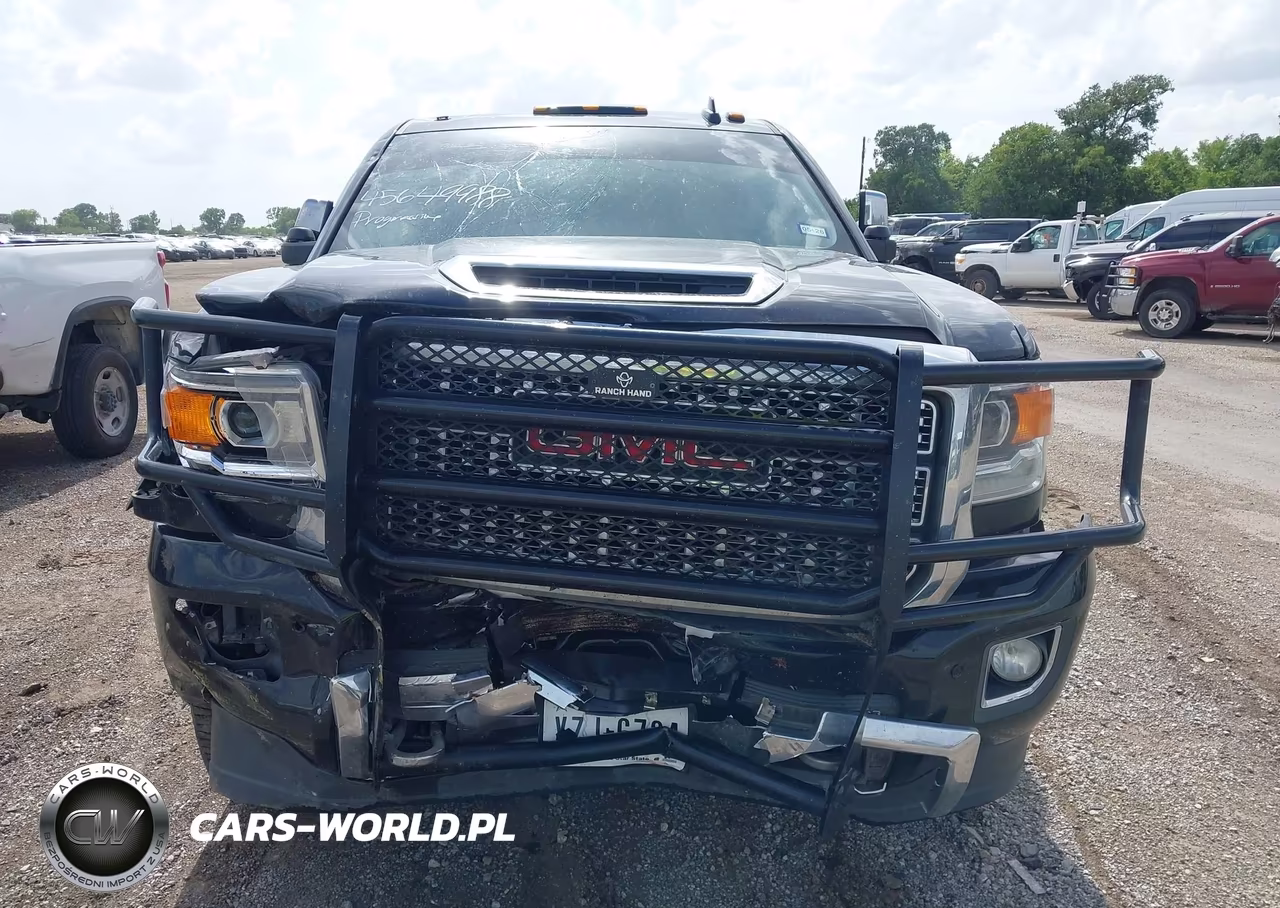 2018 GMC Sierra 2500Hd Denali VIN:1GT12UEY2JF188023 - 12