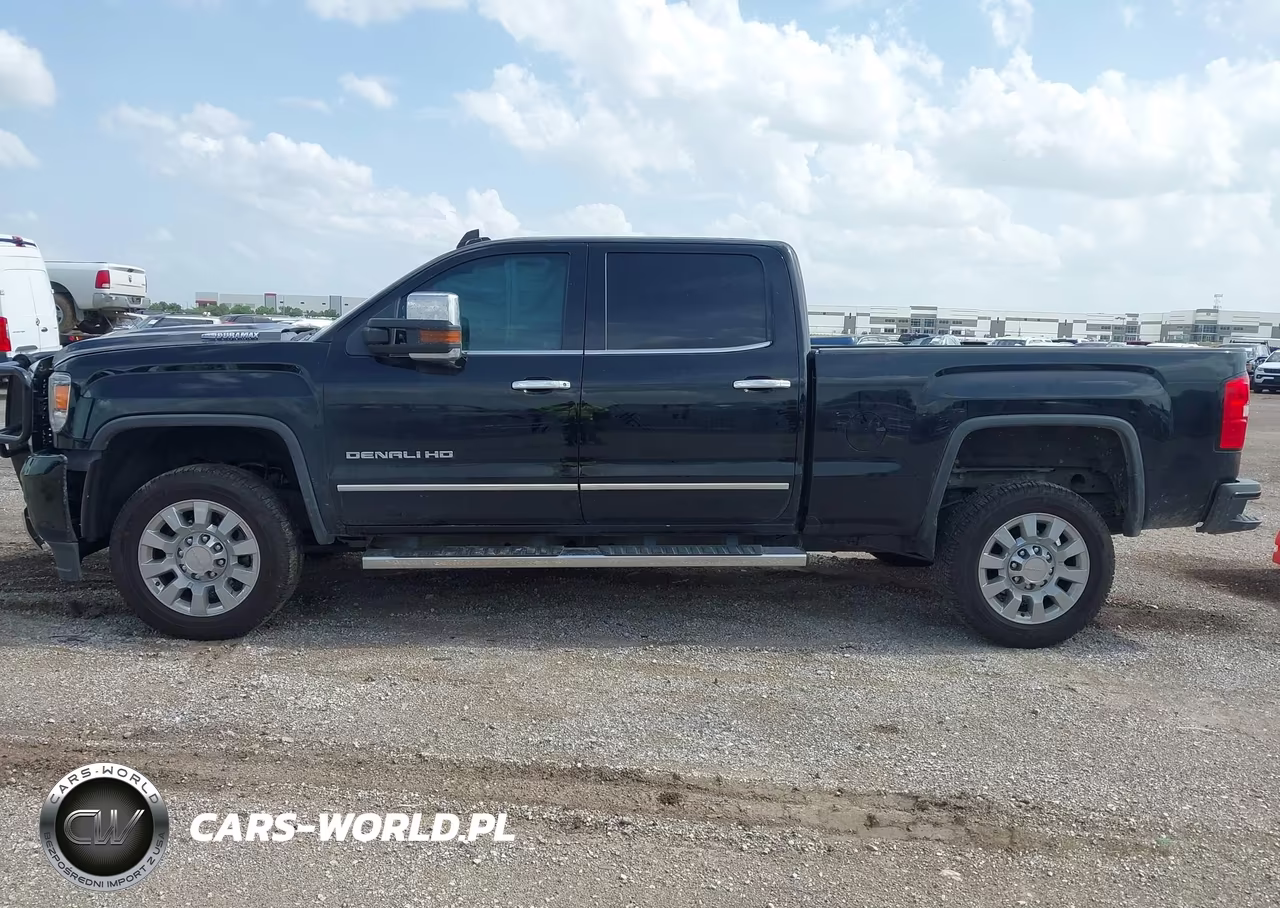 2018 GMC Sierra 2500Hd Denali VIN:1GT12UEY2JF188023 - 14