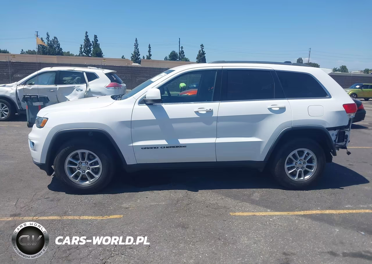 2019 Jeep Grand Cherokee Laredo E 4X2 VIN:1C4RJEAG2KC816819 - 14
