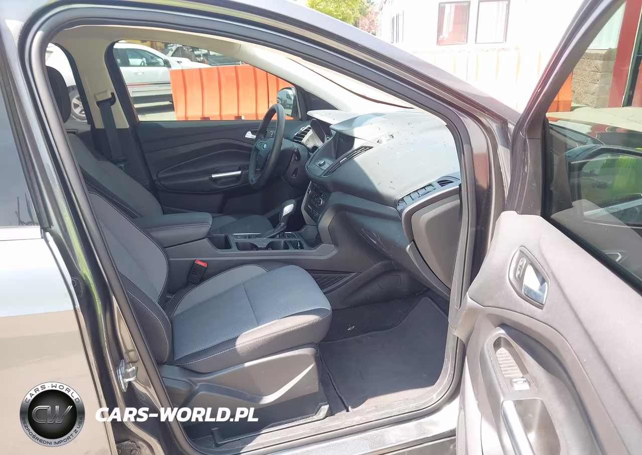 2019 Ford Escape Se VIN:1FMCU9GD5KUA80868 - 5