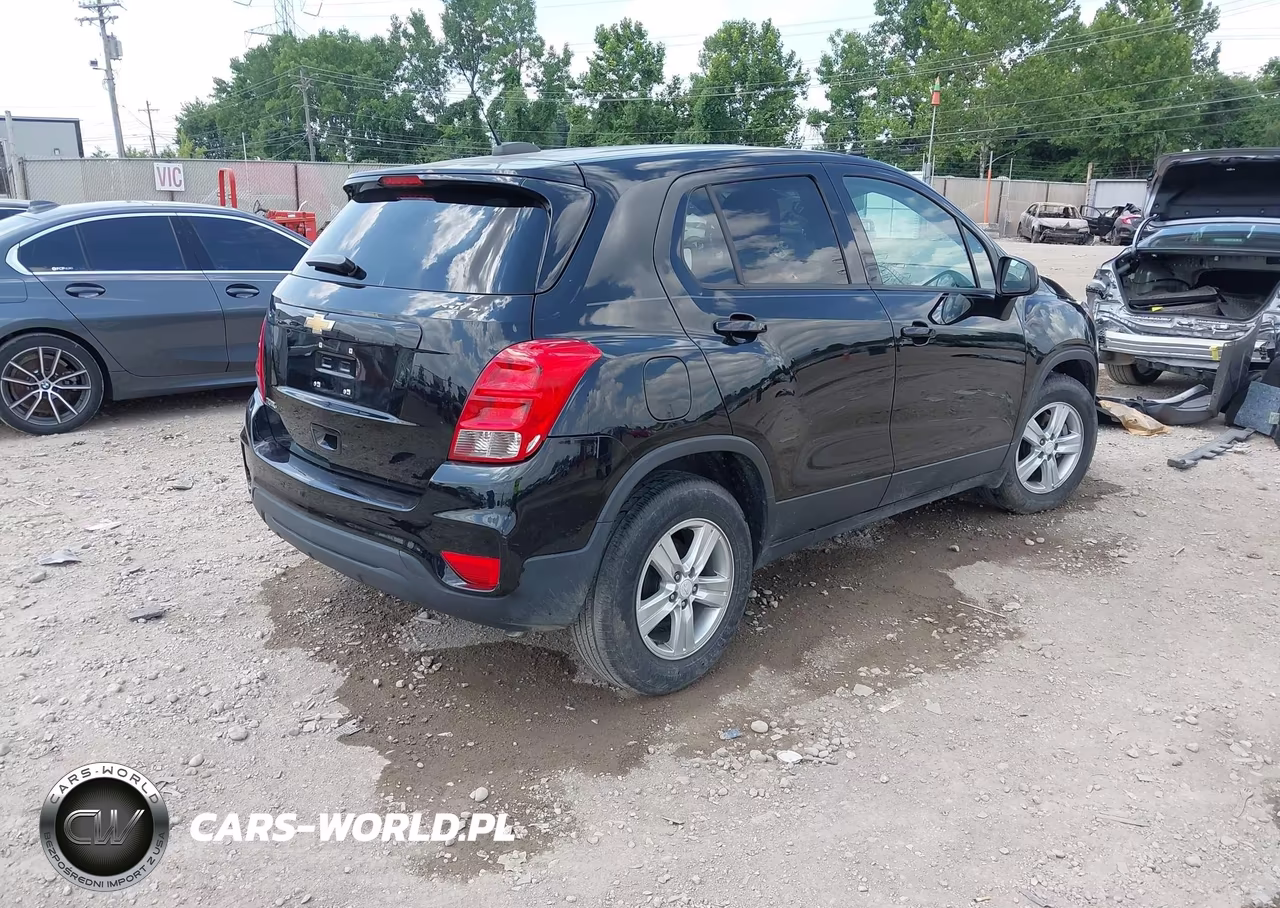 2020 Chevrolet Trax Fwd Ls VIN:3GNCJKSB1LL340678 - 4