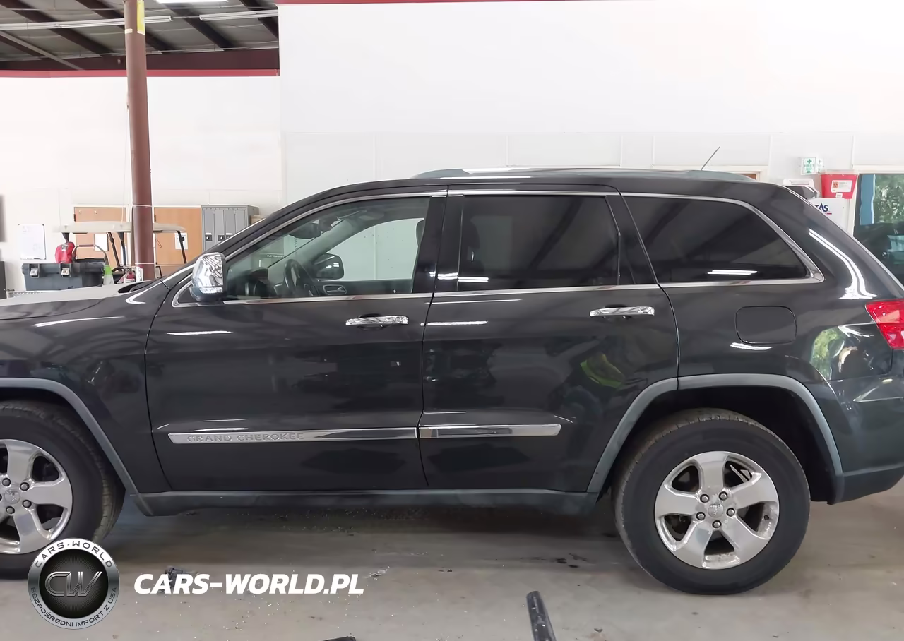 2011 Jeep Grand Cherokee Limited VIN:1J4RR5GG2BC715354 - 14