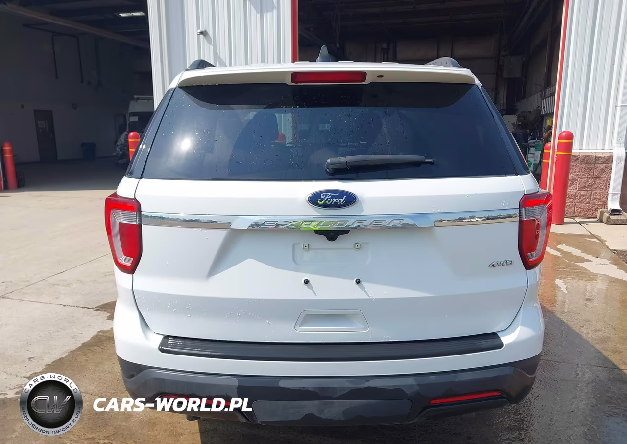 2018 Ford Explorer VIN:1FM5K8B86JGC45200 - 17