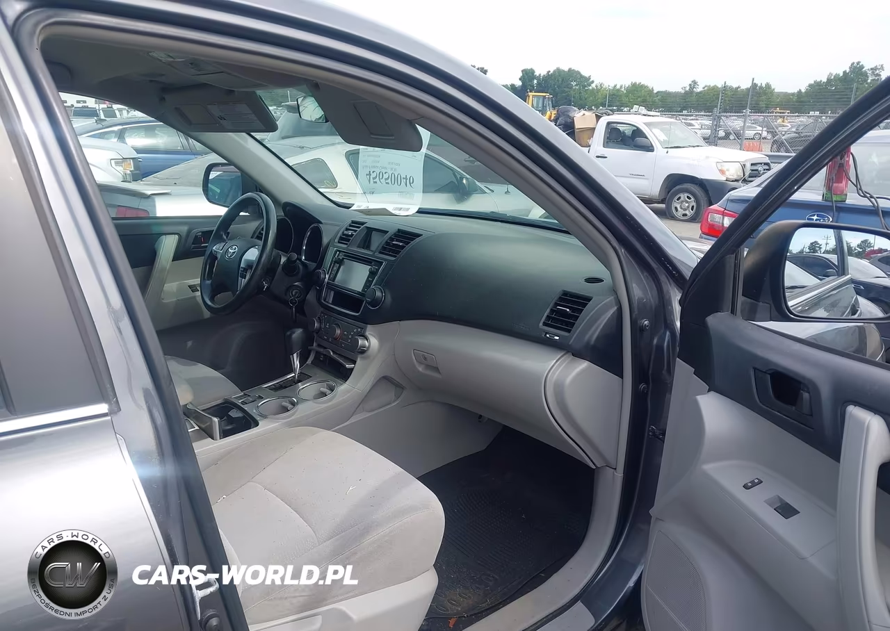 2013 Toyota Highlander VIN:5TDZA3EH4DS037768 - 5