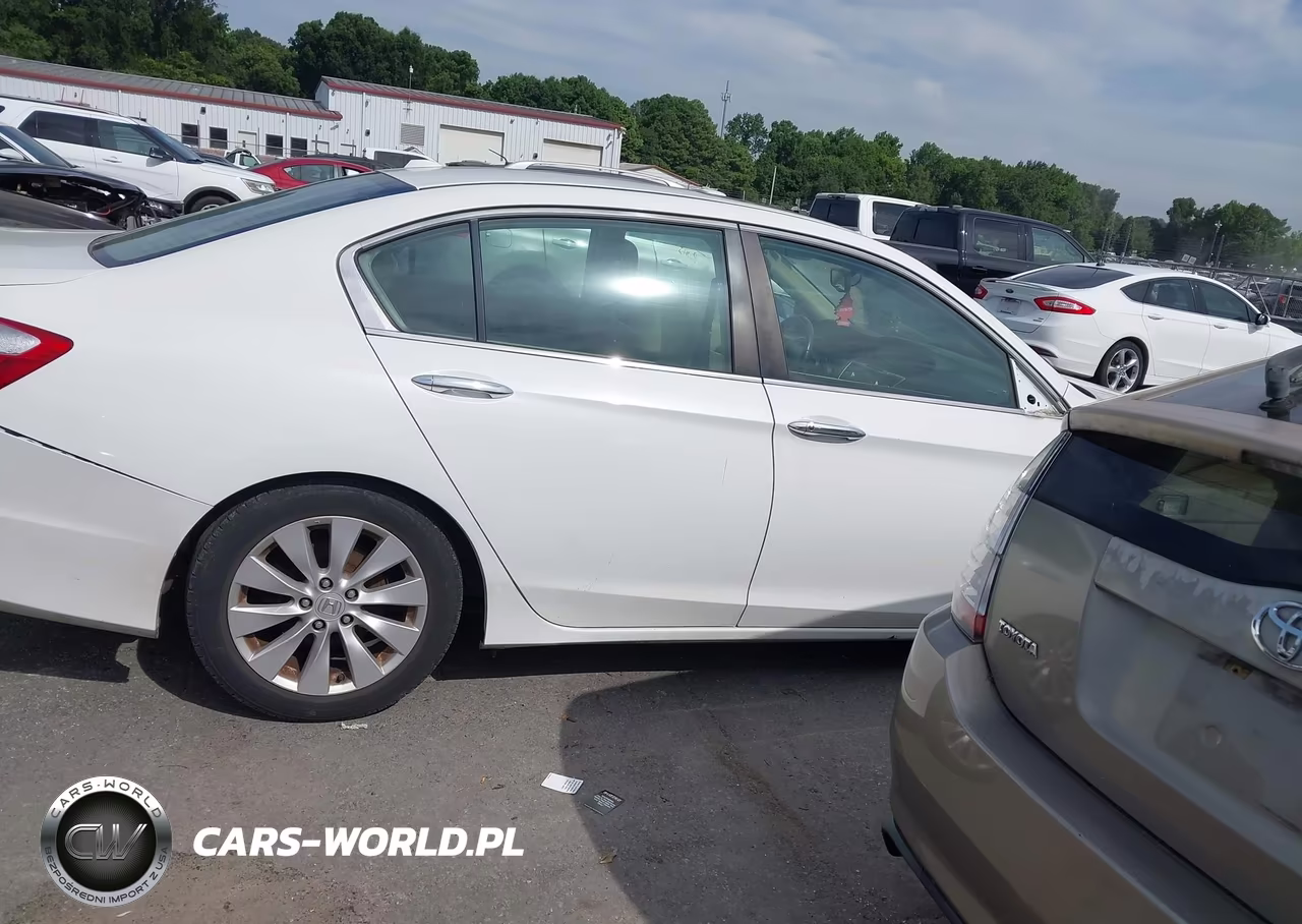 2015 Honda Accord Ex-L VIN:1HGCR2F85FA065944 - 13