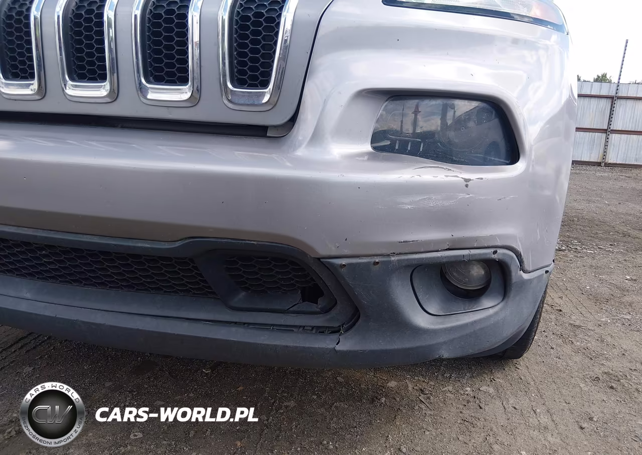 2015 Jeep Cherokee Latitude VIN:1C4PJLCB5FW597419 - 14