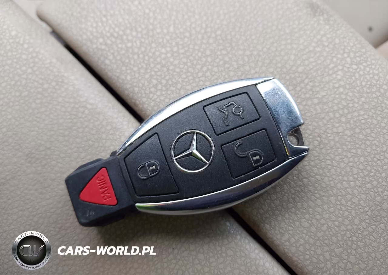2012 Mercedes-Benz C 250 Sport VIN:WDDGF4HB9CR194740 - 11