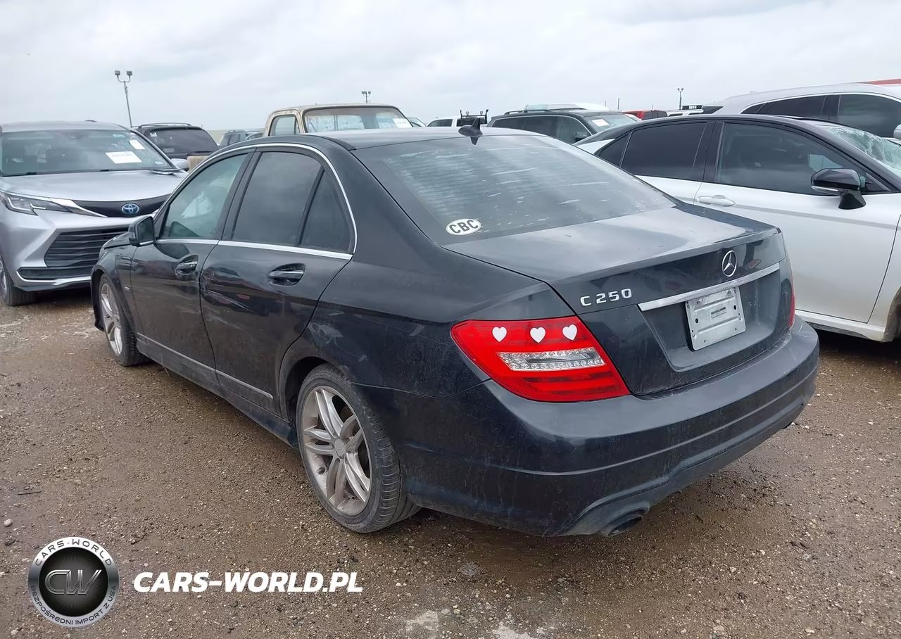 2012 Mercedes-Benz C 250 Sport VIN:WDDGF4HB9CR194740 - 3