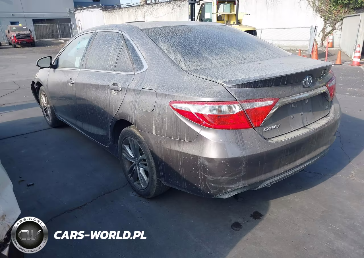 2017 Toyota Camry Se VIN:4T1BF1FK8HU297170 - 3