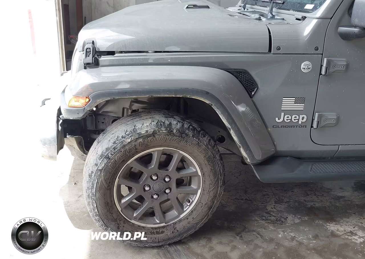 2020 Jeep Gladiator Overland 4X4 VIN:1C6HJTFG8LL172146 - 18