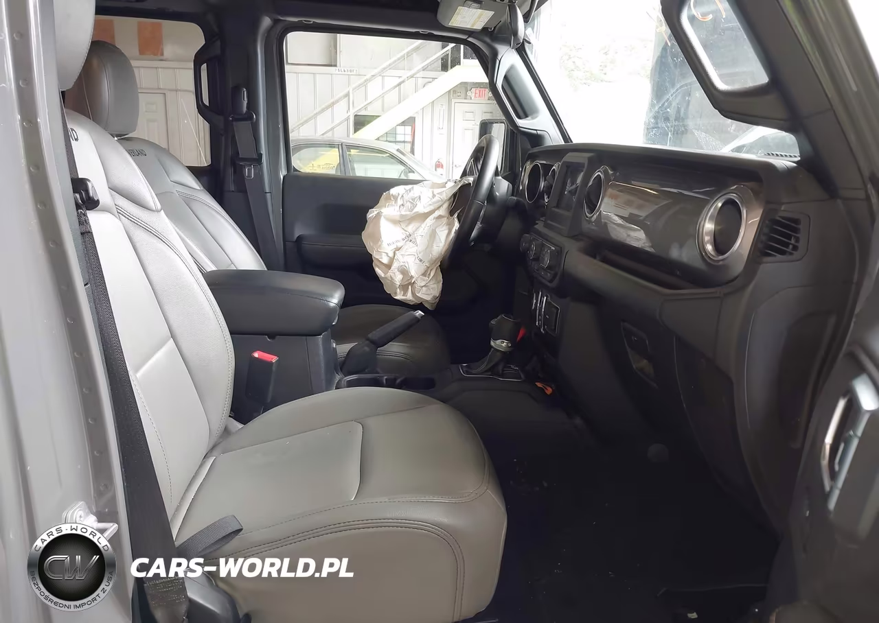 2020 Jeep Gladiator Overland 4X4 VIN:1C6HJTFG8LL172146 - 5