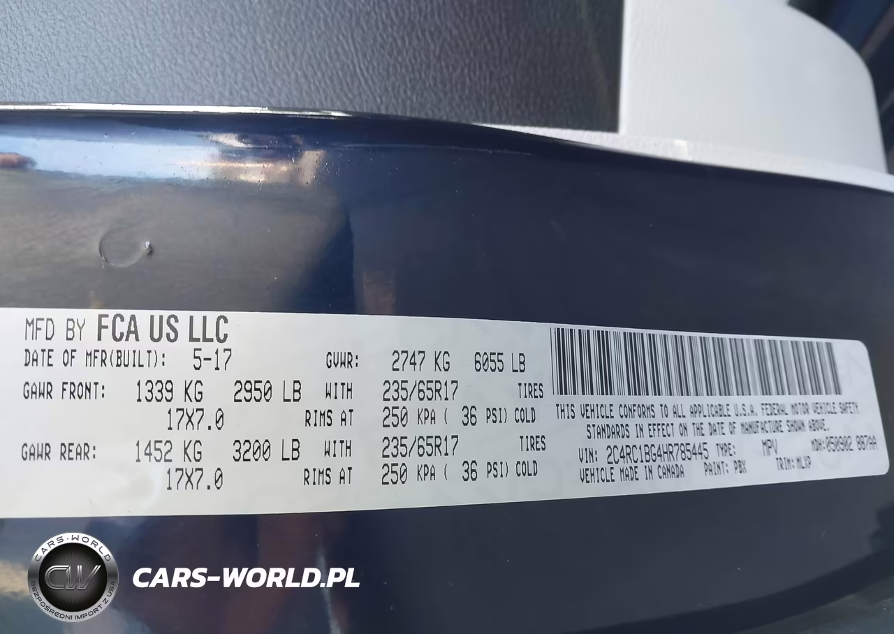 2017 Chrysler Pacifica Touring-L VIN:2C4RC1BG4HR785445 - 9