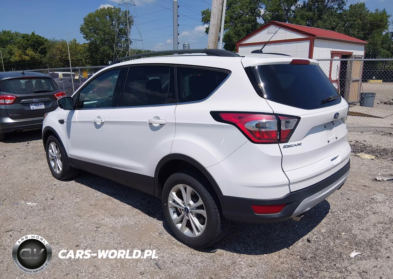 2018 Ford Escape Se VIN:1FMCU9GD5JUD08821 - 3