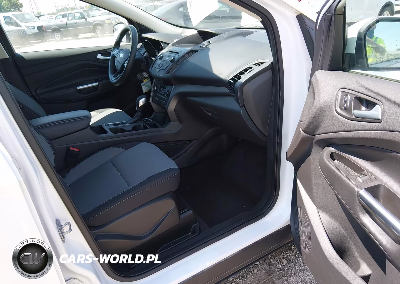 2018 Ford Escape Se VIN:1FMCU9GD5JUD08821 - 5