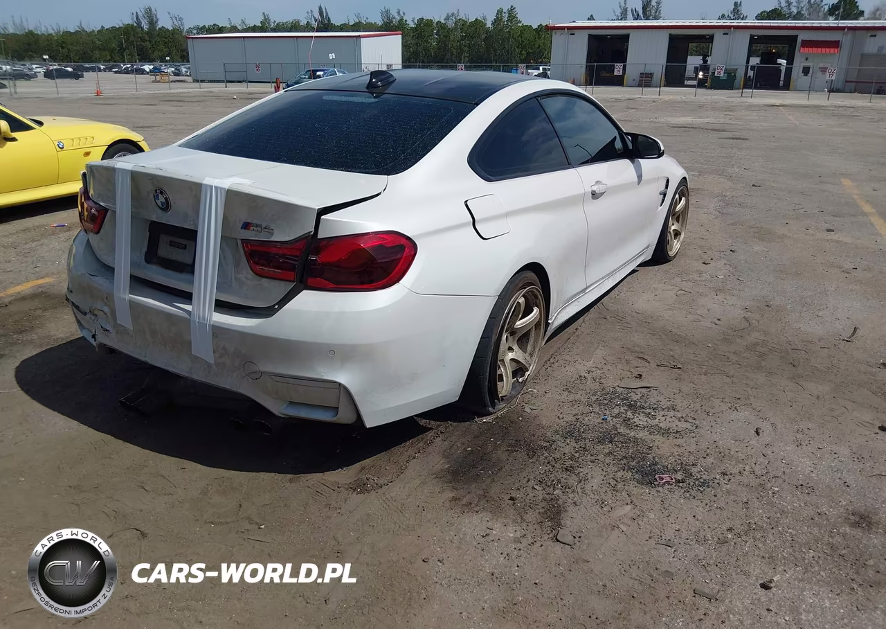 2016 BMW M4 VIN:WBS3R9C59GK338423 - 4