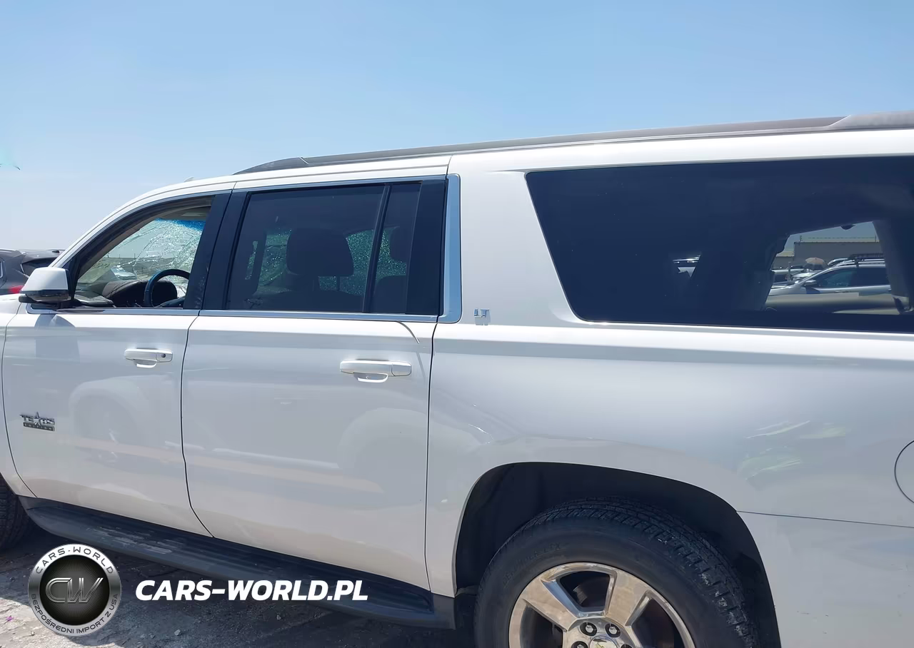 2015 Chevrolet Suburban Lt VIN:1GNSCJKCXFR688291 - 14