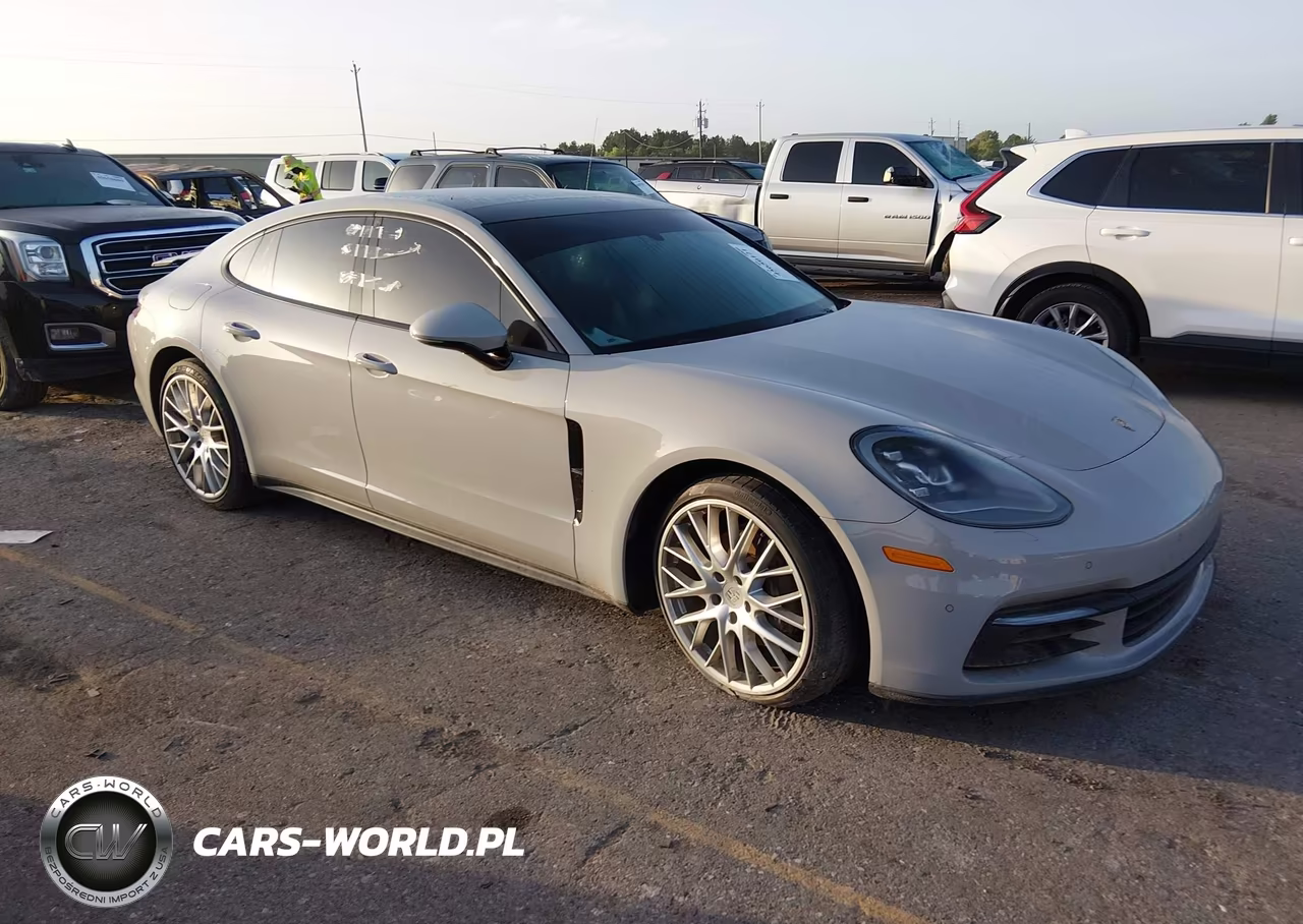 2018 Porsche Panamera 4 – zdjęcie 1 z 16
