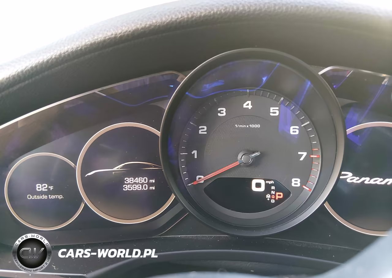 2018 Porsche Panamera 4 VIN:WP0AA2A7XJL109204 - 7