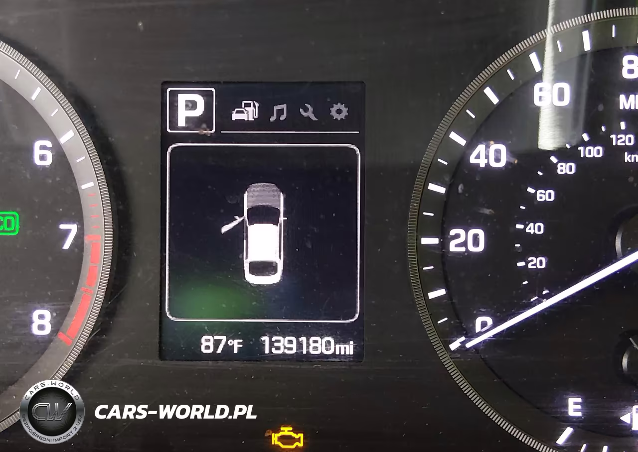 2015 Hyundai Sonata Sport VIN:5NPE34AF1FH049825 - 15
