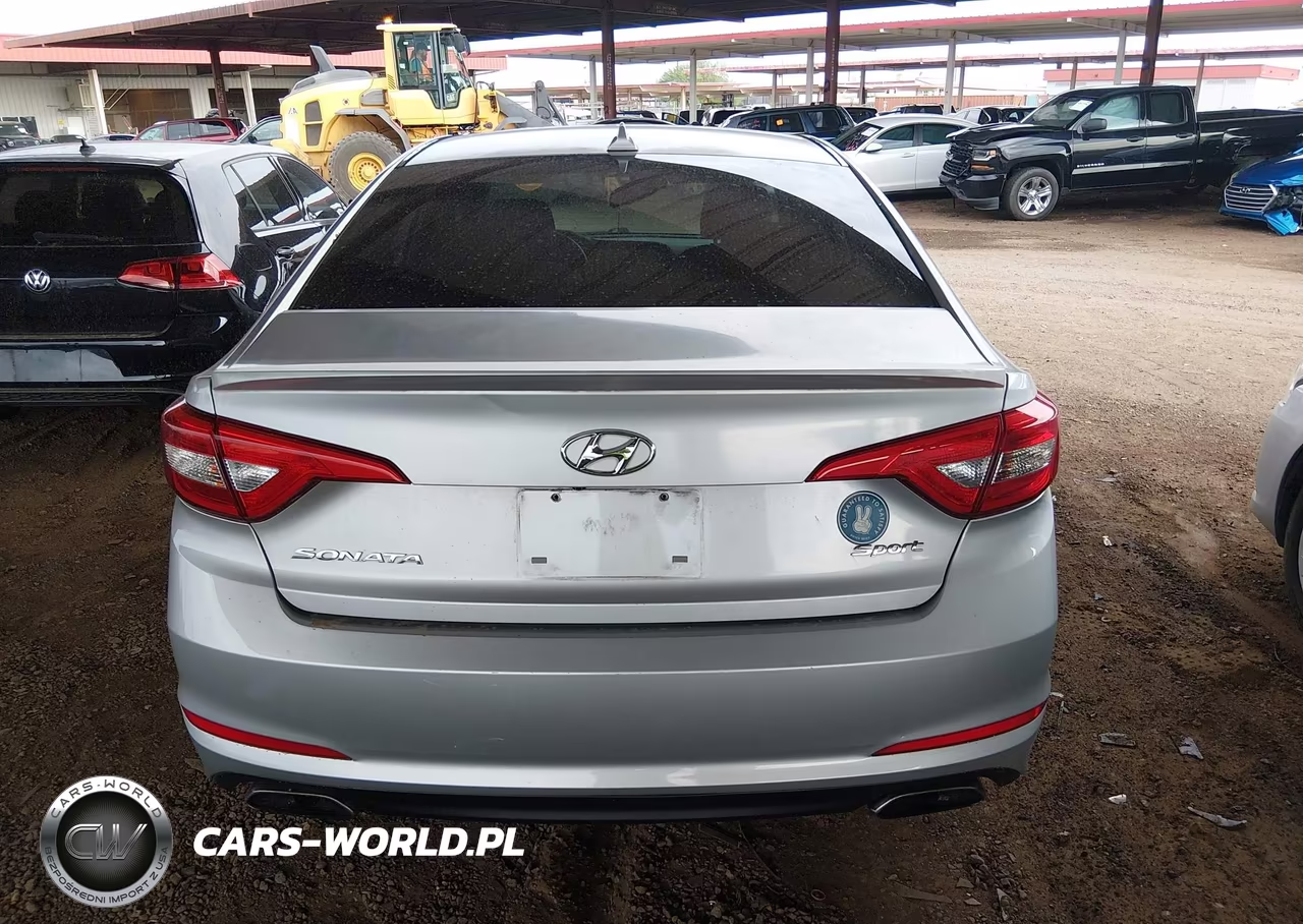 2015 Hyundai Sonata Sport VIN:5NPE34AF1FH049825 - 16