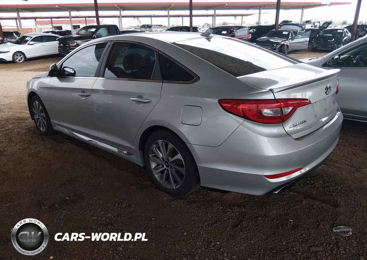 2015 Hyundai Sonata Sport VIN:5NPE34AF1FH049825 - 3