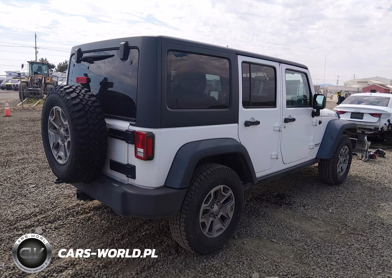 2014 Jeep Wrangler Unlimited Rubicon VIN:1C4BJWFG7EL274721 - 4