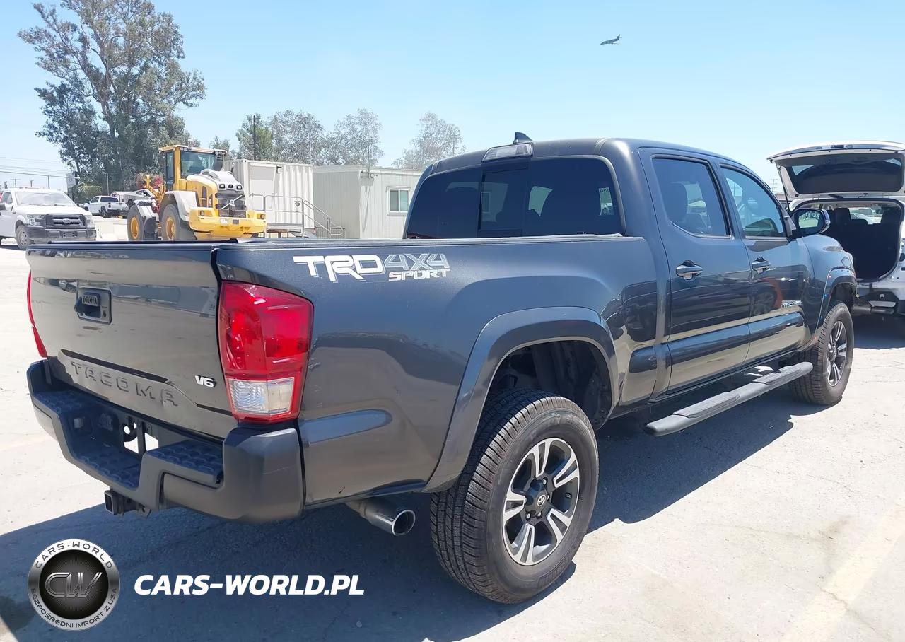 2017 Toyota Tacoma Trd Sport VIN:3TMDZ5BN1HM023423 - 4
