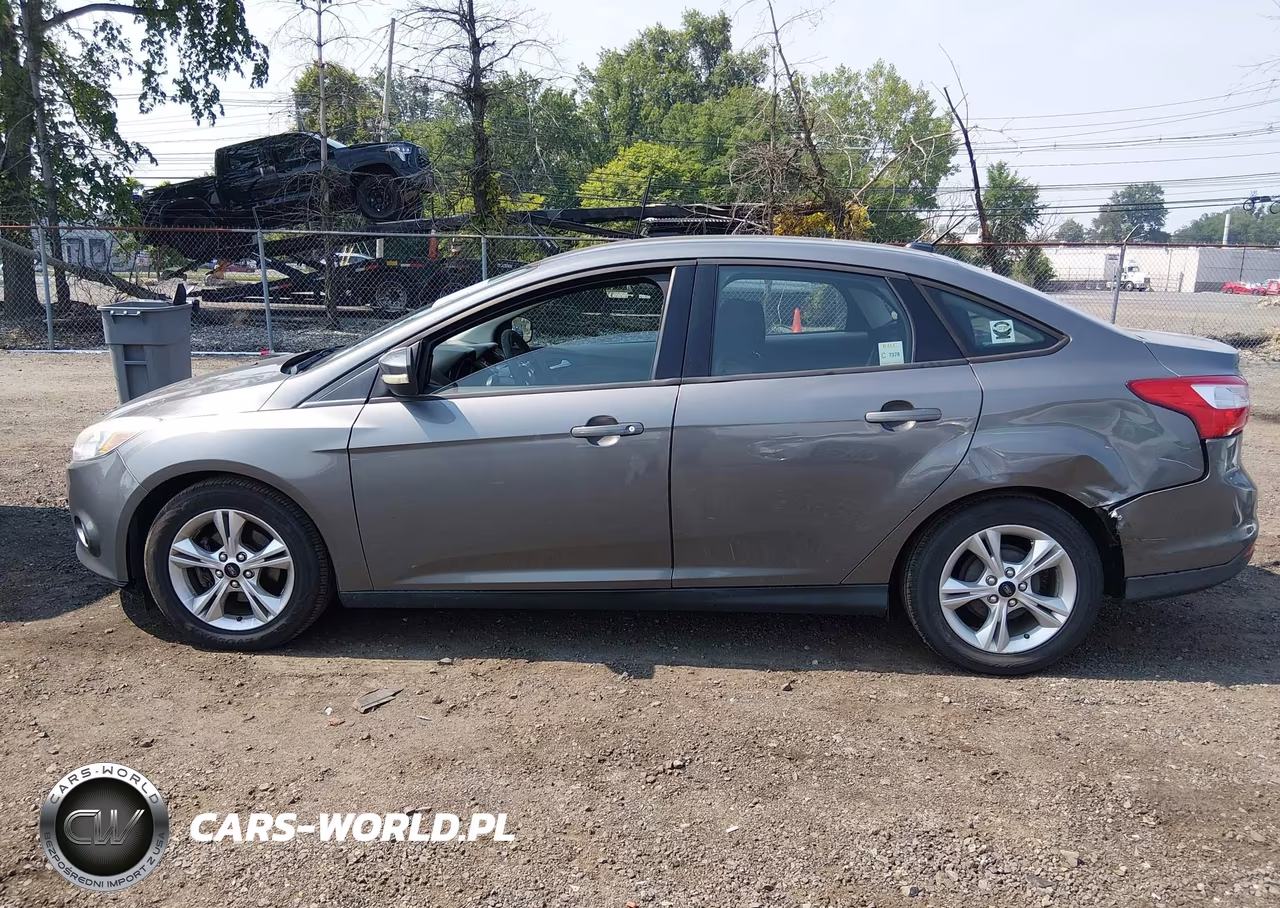 2013 Ford Focus Se VIN:1FADP3F22DL135630 - 13