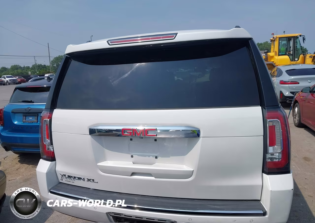 2018 GMC Yukon Xl Denali VIN:1GKS2HKJ8JR104079 - 17