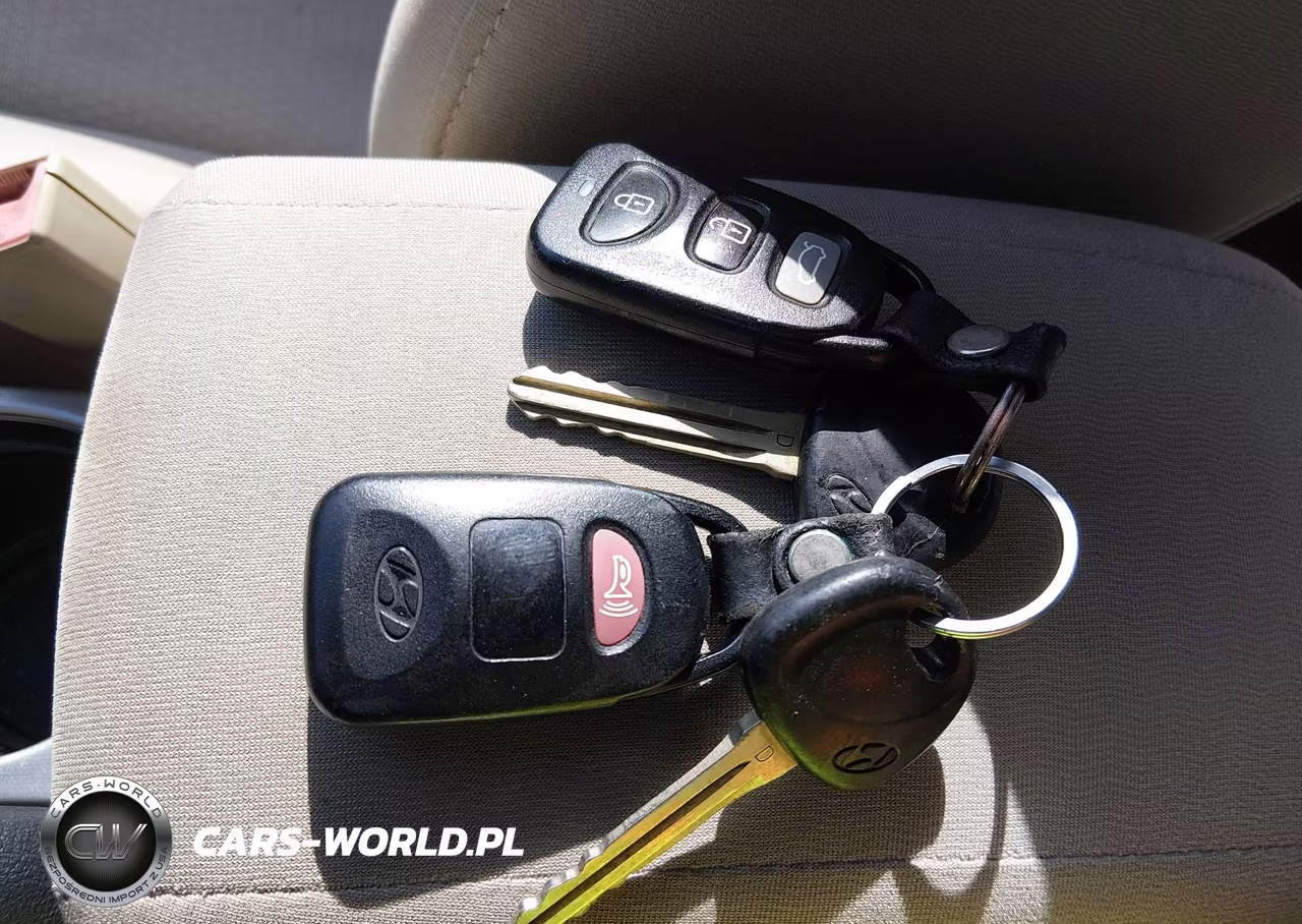 2008 Hyundai Elantra Gls-Se VIN:KMHDU46D68U281499 - 11
