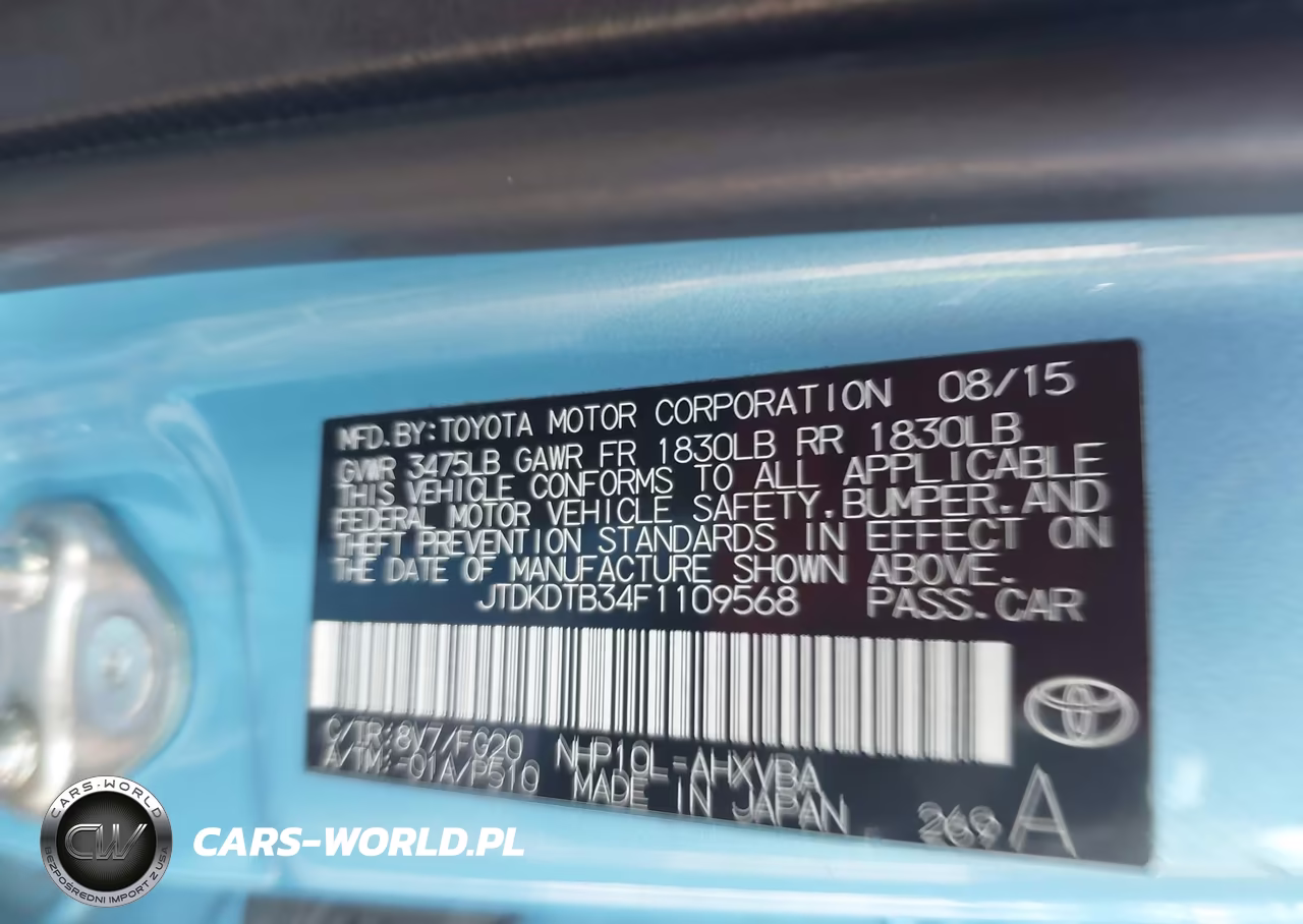 2015 Toyota Prius C Two VIN:JTDKDTB34F1109568 - 9