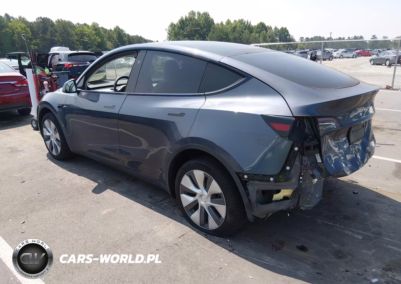 2023 Tesla Model Y Awd-Long Range Dual Motor All-Wheel Drive VIN:7SAYGDEE9PA165261 - 3