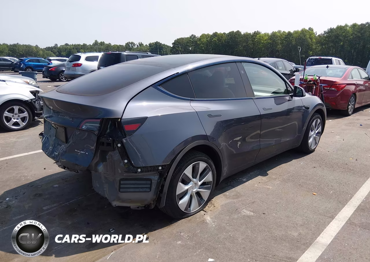 2023 Tesla Model Y Awd-Long Range Dual Motor All-Wheel Drive VIN:7SAYGDEE9PA165261 - 4