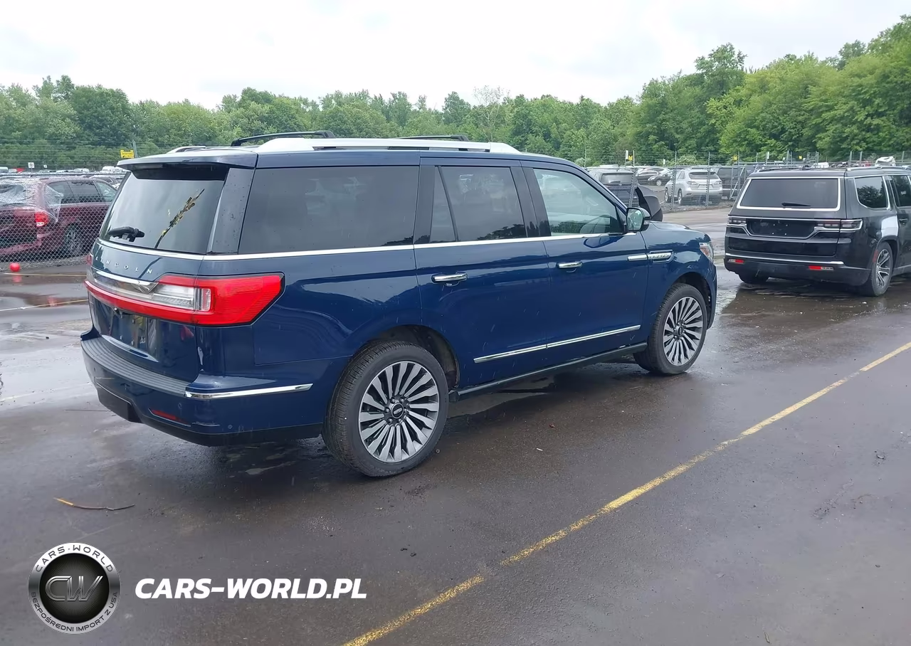 2018 Lincoln Navigator Reserve VIN:5LMJJ2LT5JEL13755 - 4