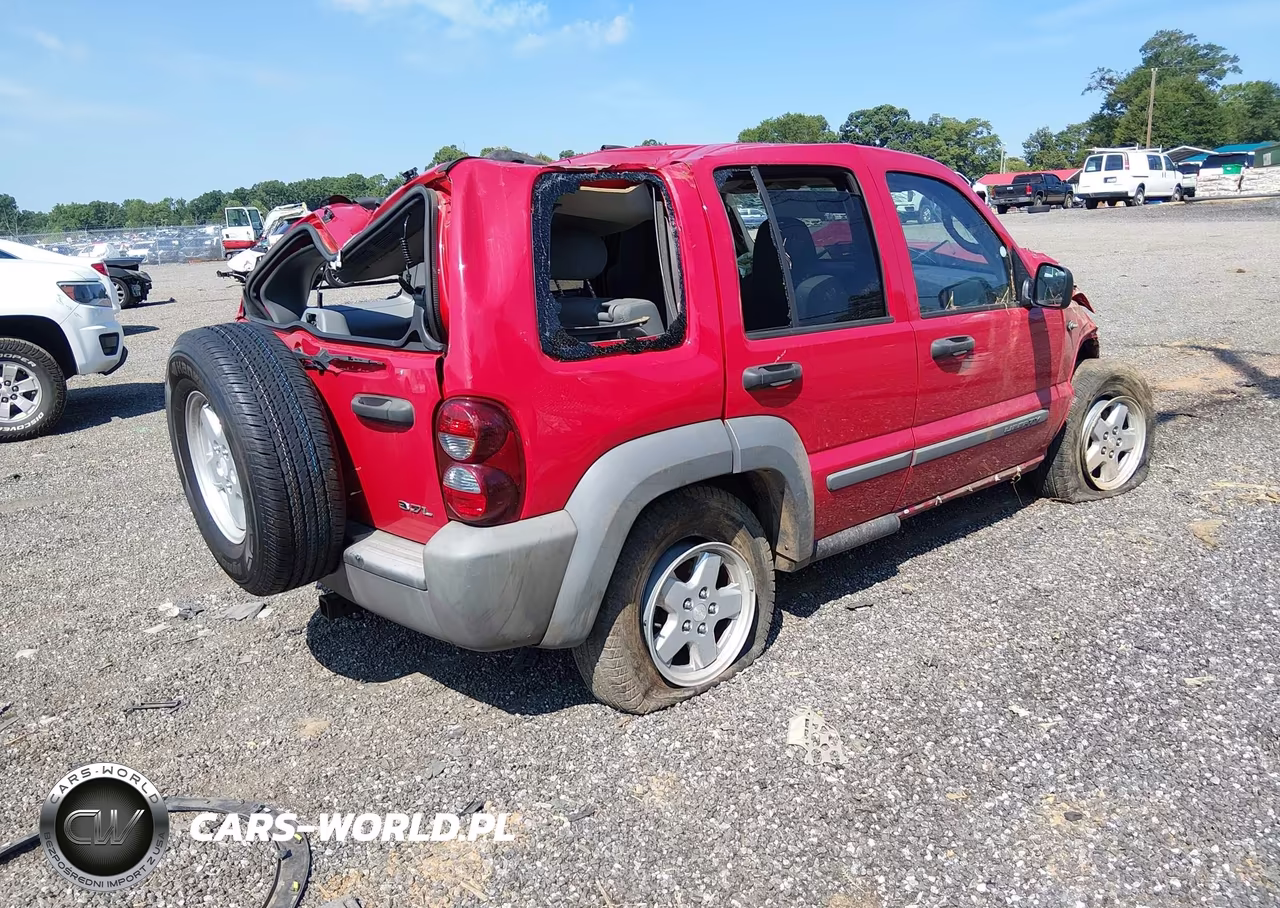 2005 Jeep Liberty Sport VIN:1J4GL48K15W584457 - 4