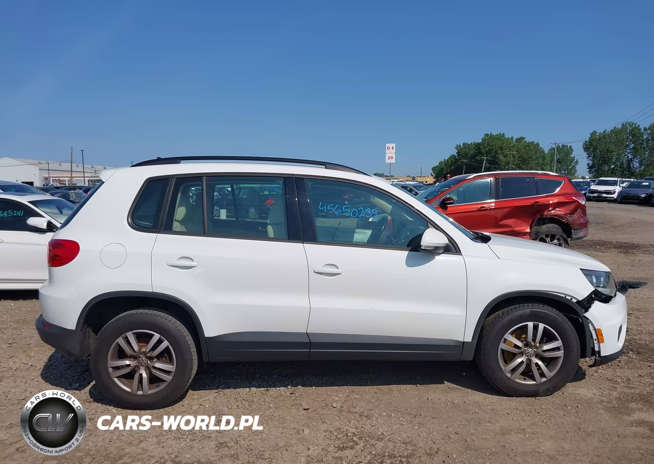 2017 Volkswagen Tiguan 2.0T S VIN:WVGBV7AX1HW503023 - 14