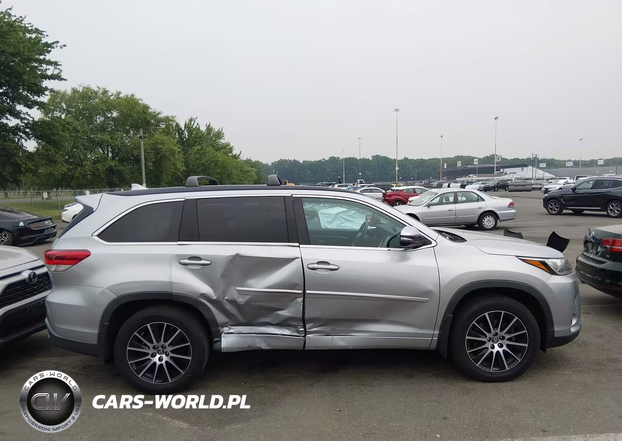 2018 Toyota Highlander Se VIN:5TDJZRFH3JS549329 - 13
