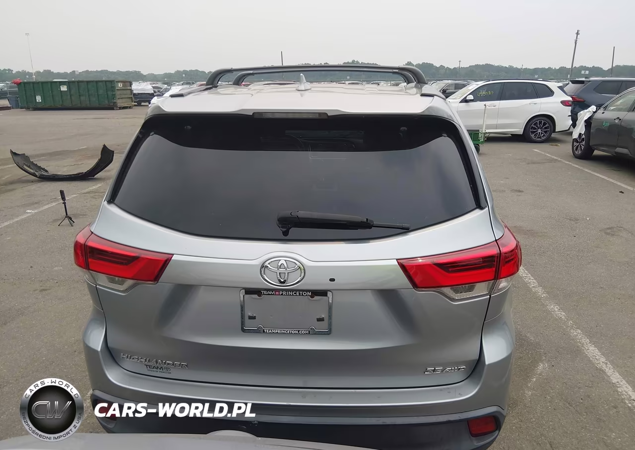 2018 Toyota Highlander Se VIN:5TDJZRFH3JS549329 - 16