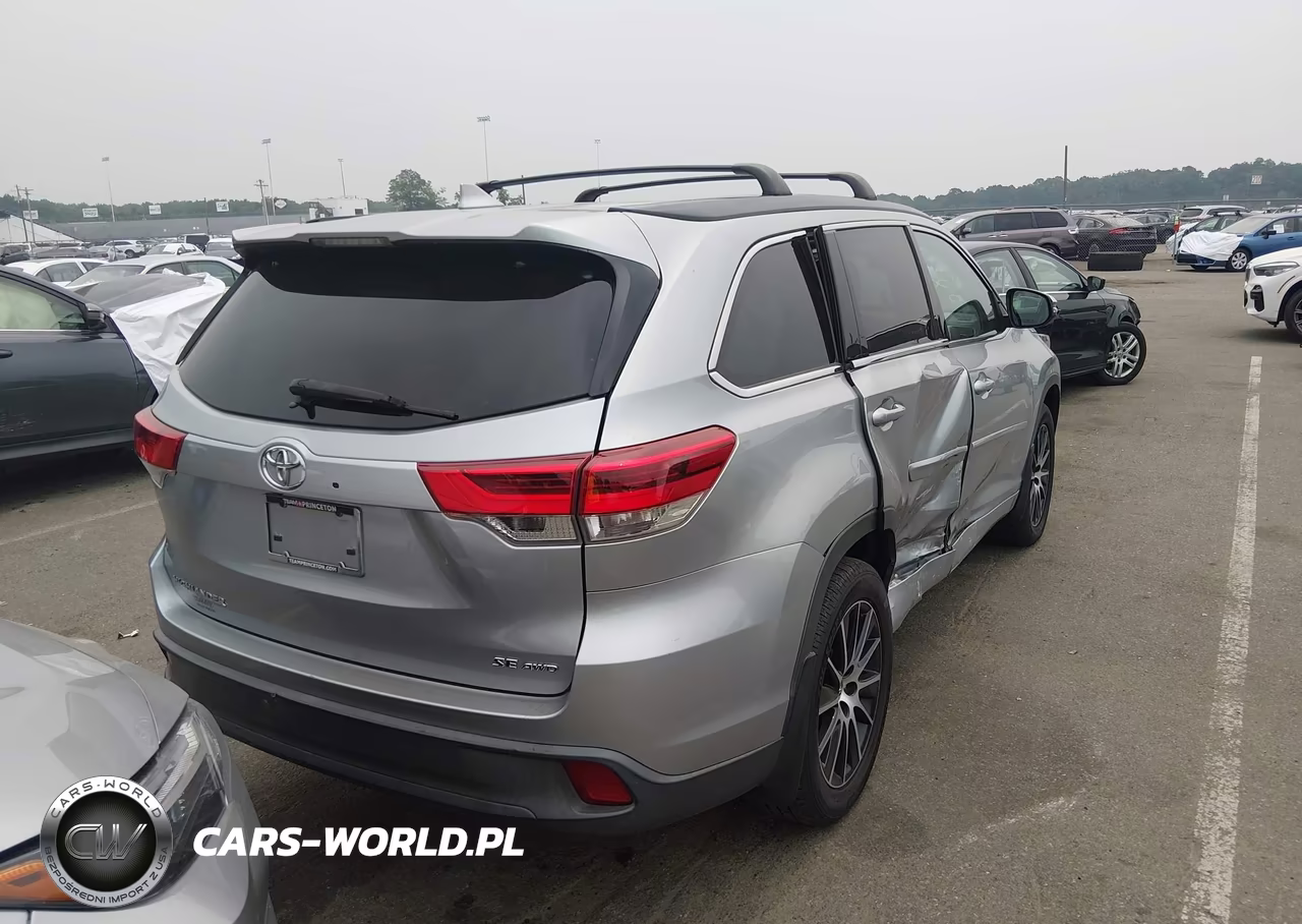 2018 Toyota Highlander Se VIN:5TDJZRFH3JS549329 - 4