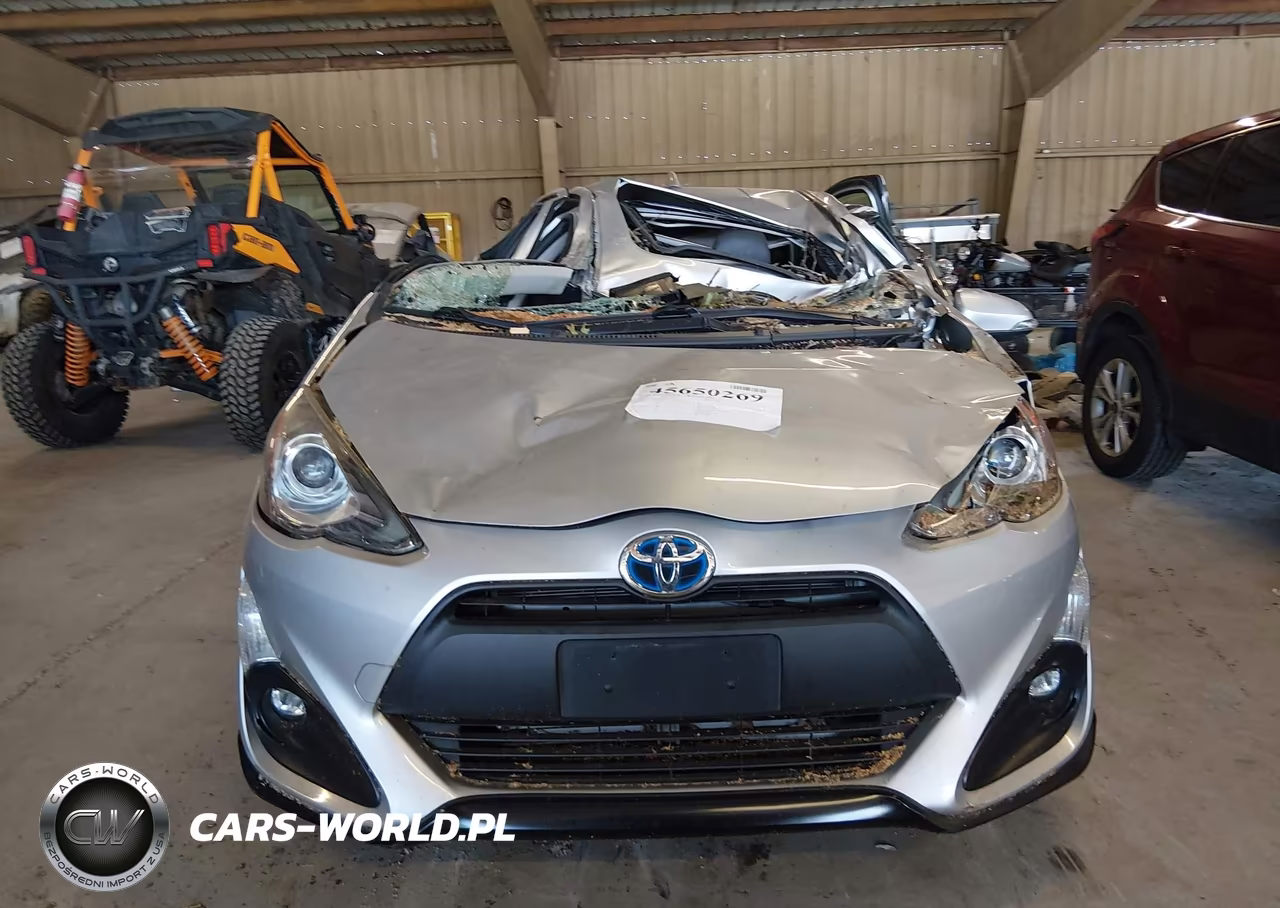 2017 Toyota Prius C Four VIN:JTDKDTB38H1593179 - 11