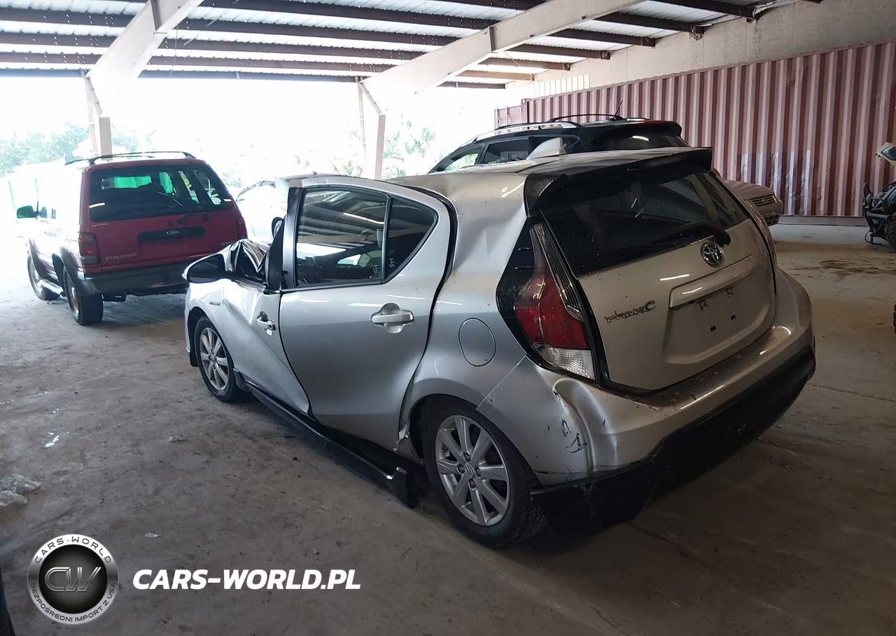 2017 Toyota Prius C Four VIN:JTDKDTB38H1593179 - 3