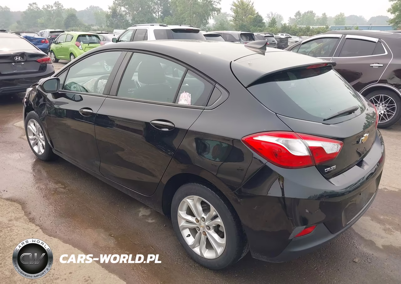 2019 Chevrolet Cruze Ls VIN:3G1BC6SM2KS562196 - 3