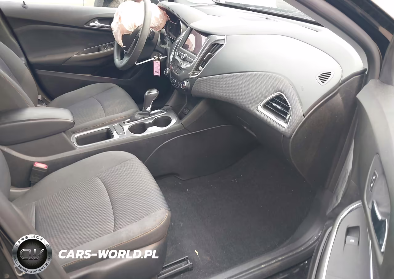 2019 Chevrolet Cruze Ls VIN:3G1BC6SM2KS562196 - 5