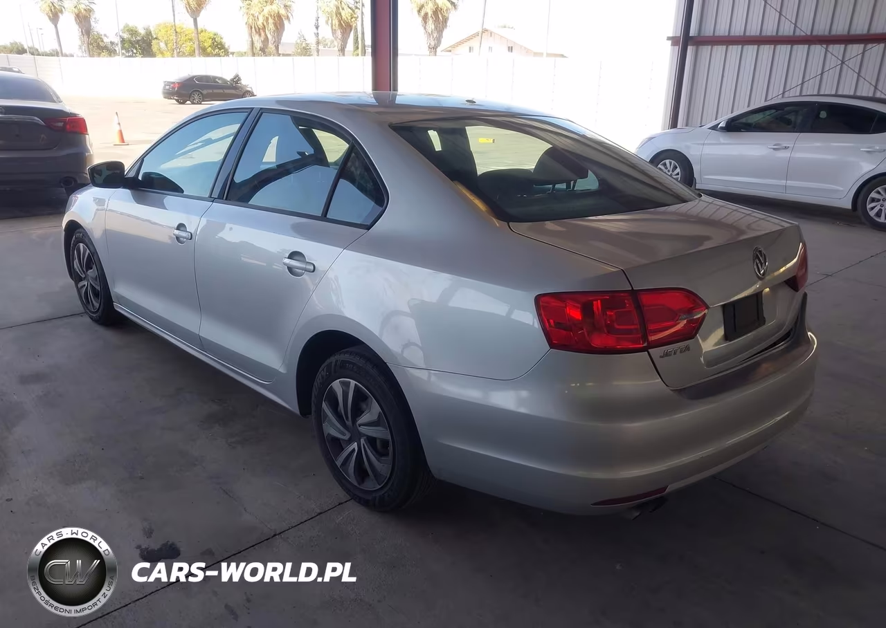 2012 Volkswagen Jetta 2.0L S VIN:3VW2K7AJ8CM462405 - 3