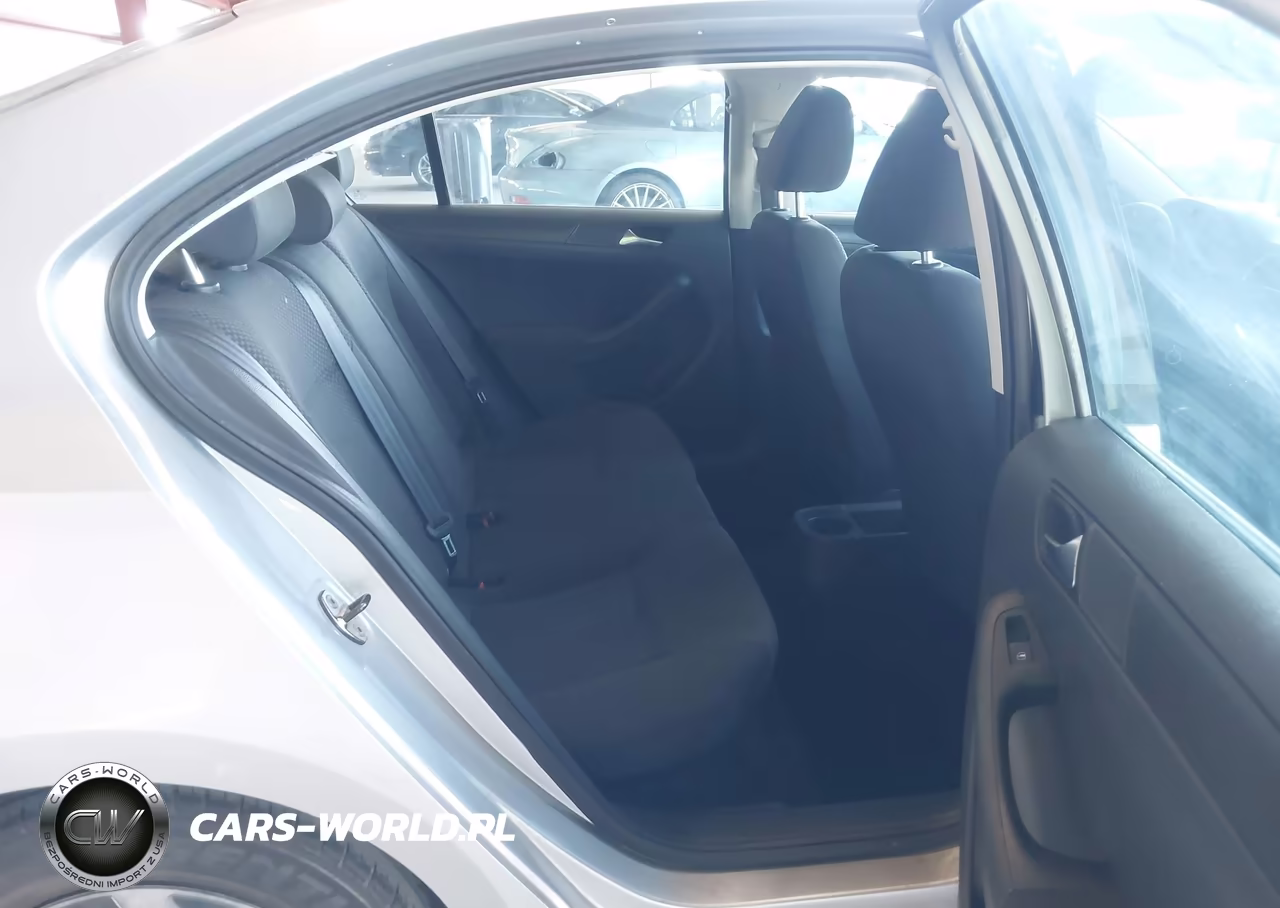 2012 Volkswagen Jetta 2.0L S VIN:3VW2K7AJ8CM462405 - 8